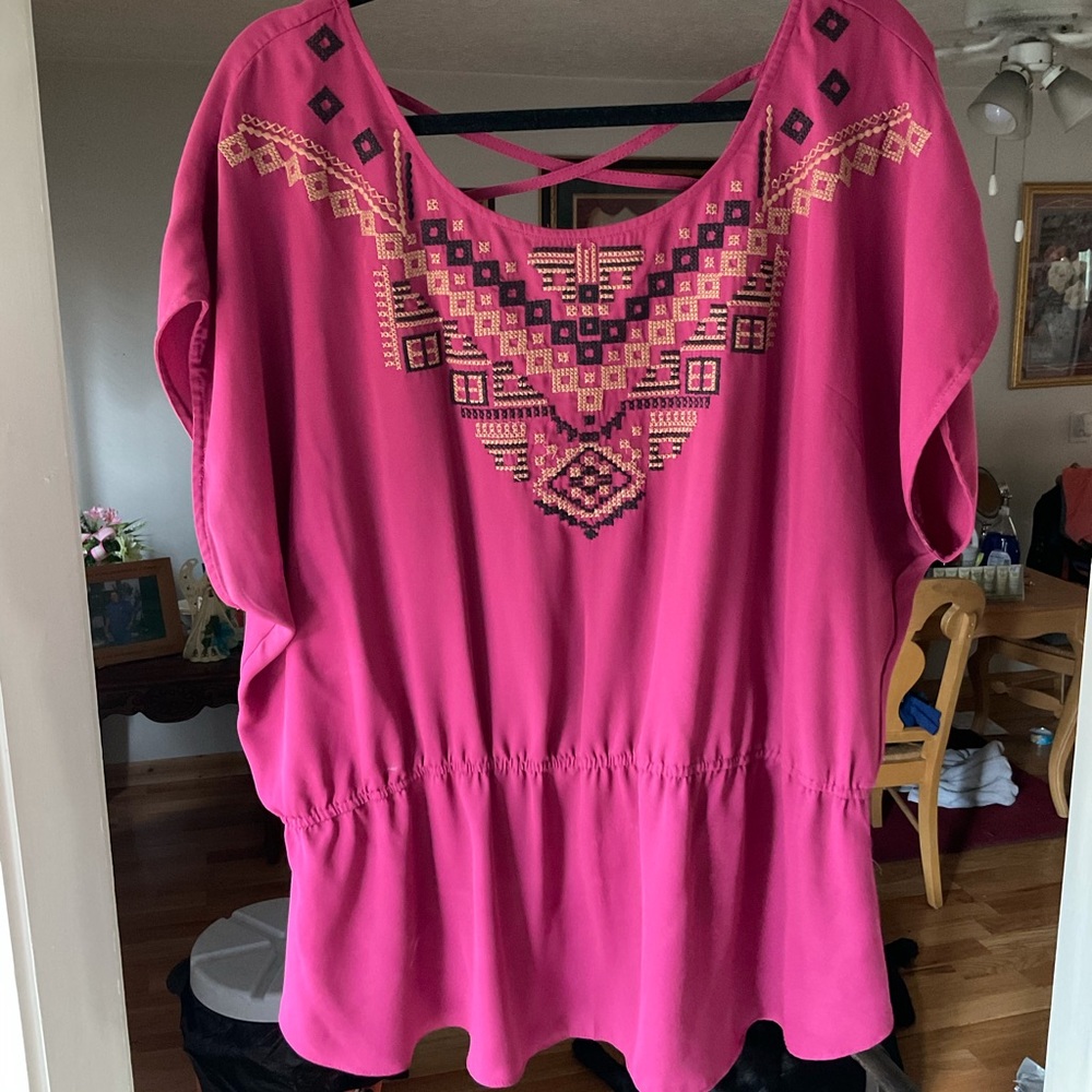 Maurices Women’s’ Plus Size Short Sleeve Shirt